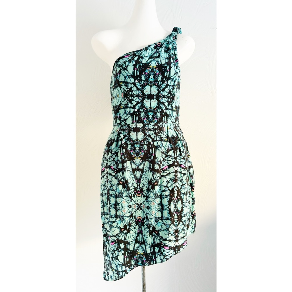 Moving Sale!! EUC Mara Hoffman Asymm. Tye Dye Pattern Shoulder Dress  8 Lined